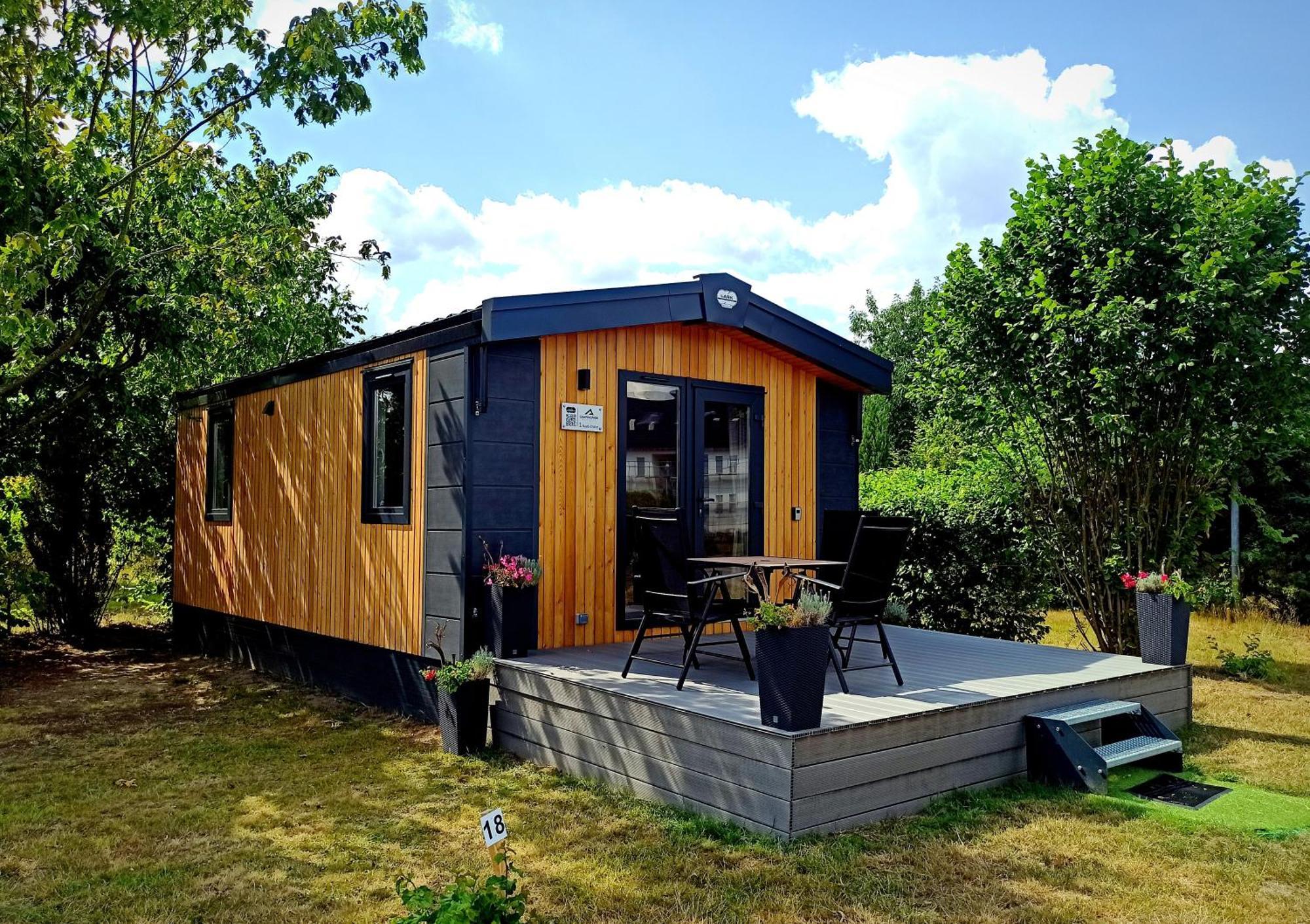 Tinyhaushotel - Campingpark Nabburg Buitenkant foto